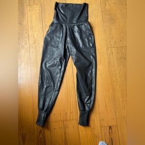 Offline by Aerie joggers— fold over waist